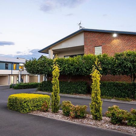 Hawkesbury Race Club Motel Windsor Exterior photo