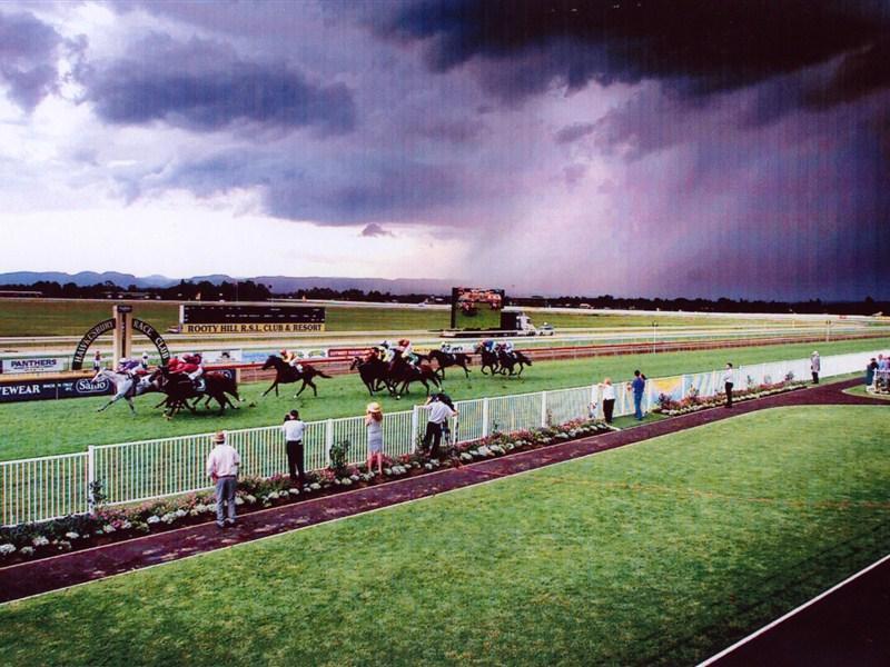 Hawkesbury Race Club Motel Windsor Exterior photo